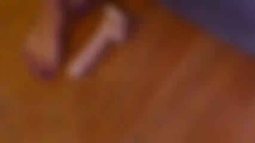 Calpesta il tuo cazzo.