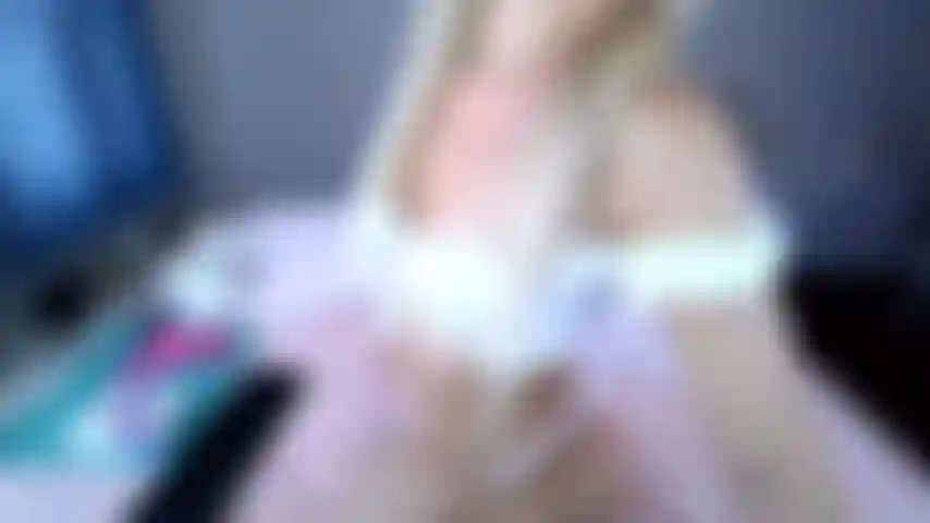 Feticista delle dita dei piedi.