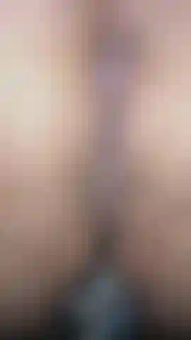 Spalancata con lo sperma nel culo.