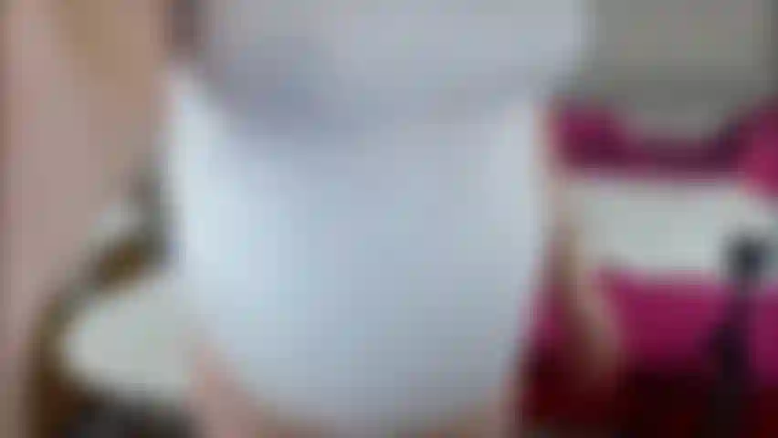 Gioco di ruolo laburista con un sacco di sbuffi e sbuffi durante la gravidanza.