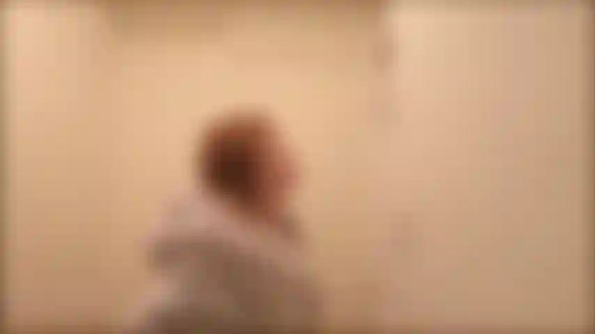 Routine mattutina e ispezione allo specchio.