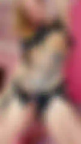 $1 Dollaro per vedere in anteprima il video completo prima di acquistarlo... Succhialo prima che ti scopi il culo da femminuccia.