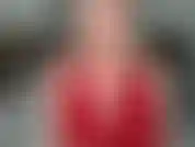 Cumming con un cetriolo gigante!