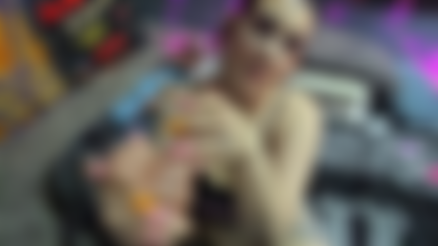 La mia ragazza fertile chiede di essere concepita!