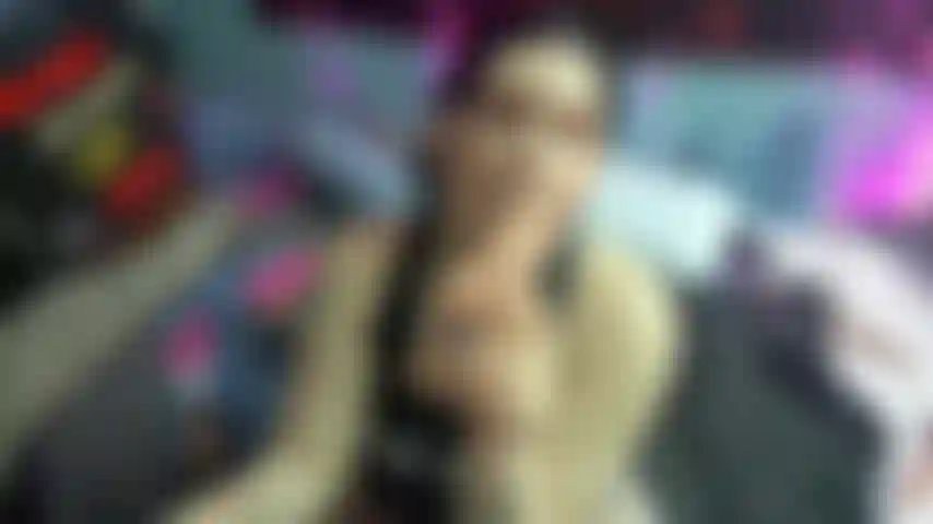 Una gran troia che implora sesso anale!