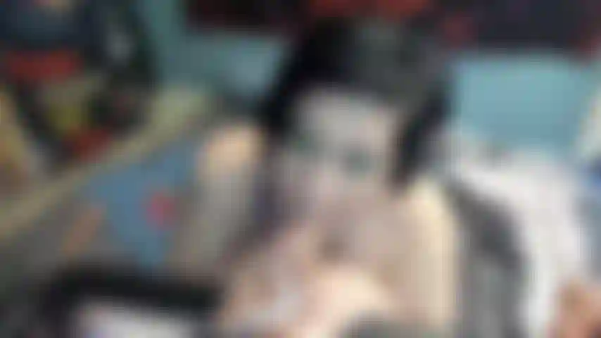 Anteprima dello spettacolo dal vivo deepthroat+conati di vomito+sbavatura+rimjob.