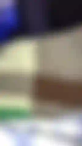 shhh no hagas ruido, me masturbo a escondidas pensando en ti hasta llegar al squirt