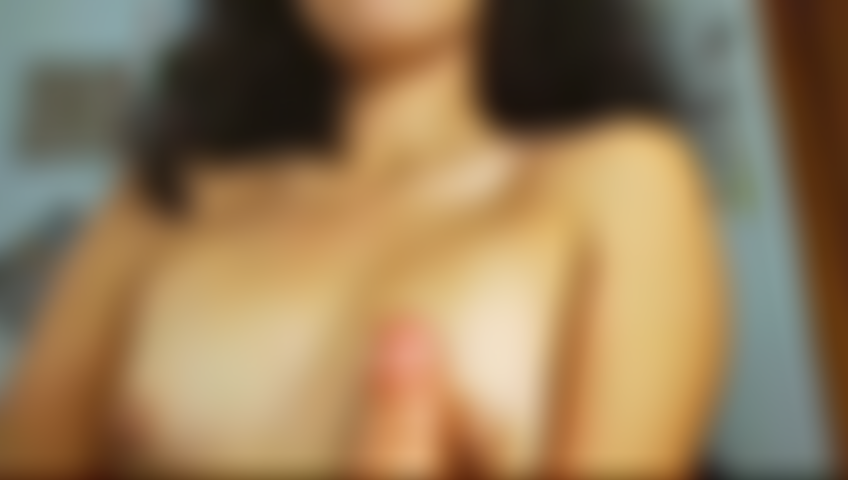 BLOWJOB AND SPIT ON TITS