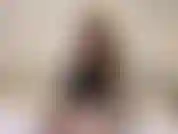 Sei vergine e hai un piccolo cazzo? Lascia che chiami il mio stallone per mostrarti cos'è un vero uomo!