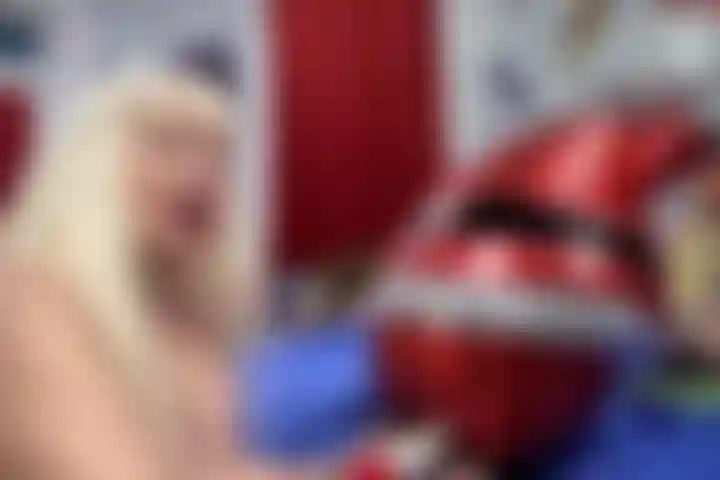 Succhio_il_cazzo_di_stanta_e_liberandolo_da_lui.