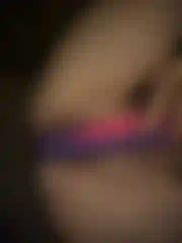 Provocatrice.