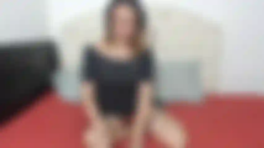 Un culo selvaggio e profondo.