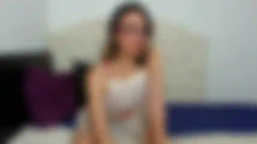 Giarrettiere e tacchi rossi.