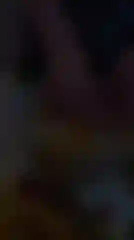 Assapora i miei seni deliziosi.