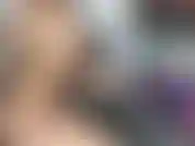 Già nuda e amo il mio giocattolo doppia penetrazione. Il modo migliore per soddisfare i miei 2 buchi allo stesso tempo. Mi piace stare alla pecorina o sdraiata.