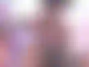 Sono così stanca che i miei amici mi trattino come una ragazzina. Non sono più così giovane e voglio che smettano. Li convincerò che non sono come pensano.