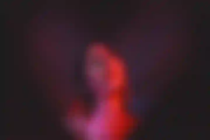 Asmr inglese chiudi gli occhi e divertiti.