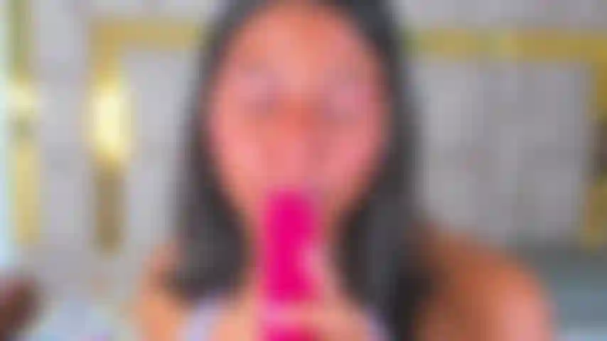 Kissing_my_dildo.
