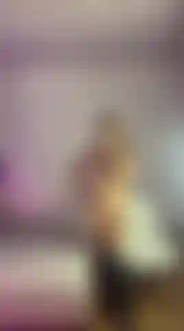 Let yourself be taken by my rhythm... don't try to escape.