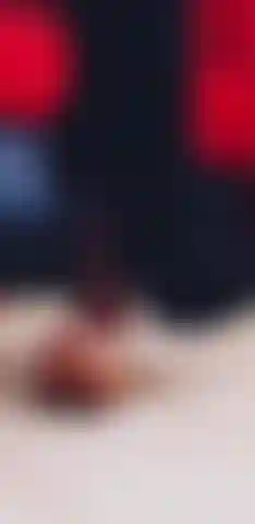 Tacchi sul tuo cazzo.