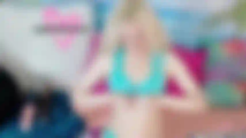 Big White Panty Showoff - My ass is covered! - HDMP4