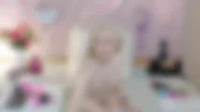 Doppia penetrazione veloce - sophia sinclaire riempie entrambi i suoi buchi - hd mp4.