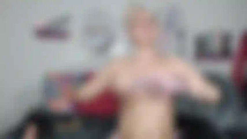 Il cazzo adora le chiacchiere sporche.