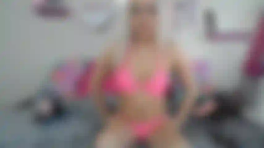 Beccata dalla mia gangbang.