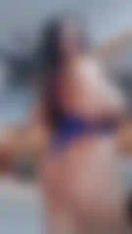 Cosa vuoi fare con le mie grandi tette?