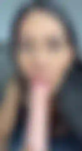 Ti succhio il cazzo, per favore affoga.