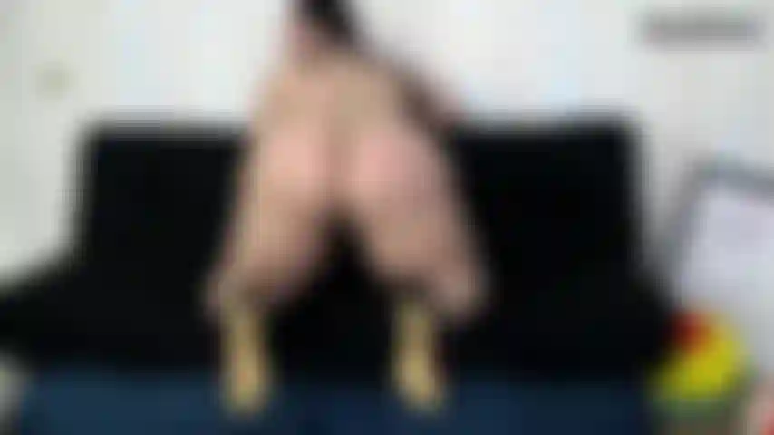 Il culo trema e implorando il tuo dado - guarda le mie grandi guance tremare e aprirsi mentre twerk per te. Imploro per il tuo dado tutto il tempo! Sai che me lo vuoi dare. Non puoi fermare il tuo dado quando mi guardi tremare e supplicare. Spero di rimanere incinta!