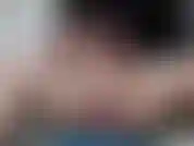 Tutto il corpo oliato e un lussureggiante spettacolo di sperma in cam - mi è stato suggerito di coprire tutto il mio corpo di olio, applaudire il bottino, mostrare le mie piante dei piedi oliate e venire mentre qualcuno controllava il mio Lovense lussureggiante. Super intensa!