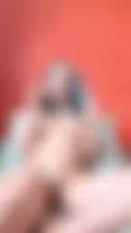 Cazzo piccolo e vib... Vuoi vedere se quel cazzo piccolo mi fa venire!?!