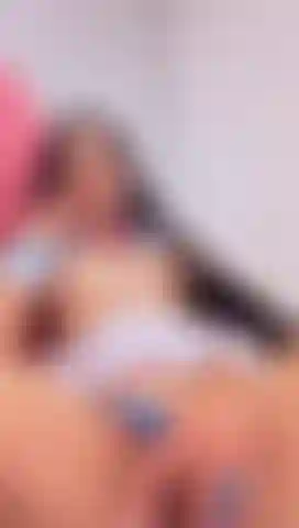 My wet pussy needs you now!