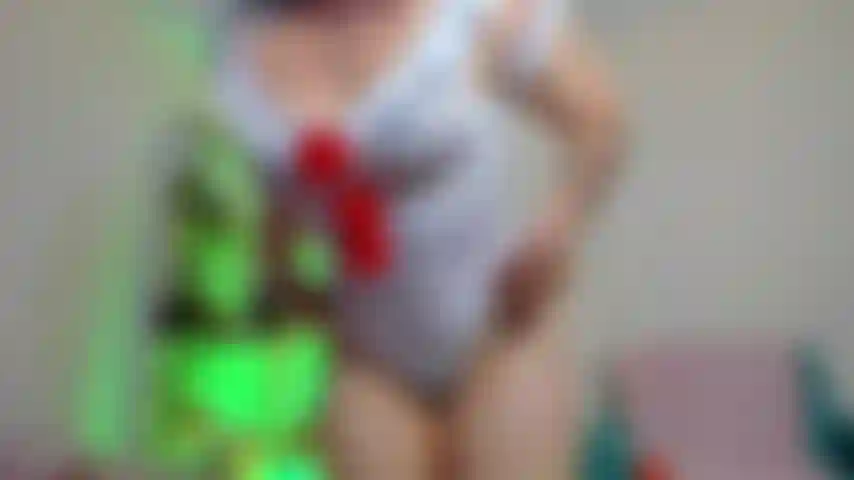 Che fa la pagliaccia.