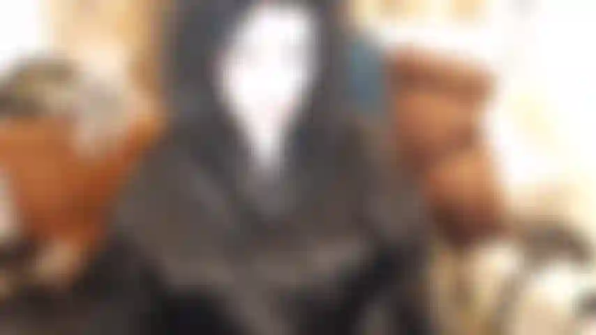 Mauser e il suo feticcio per il raso :))) hai un feticcio per il raso? Faccio quello che fa mauser. Masturbati il ​​tuo cazzo sulle mie tette satinate, sul culo, sulla figa... Lascia che ti prenda in giro, tesoro :p.