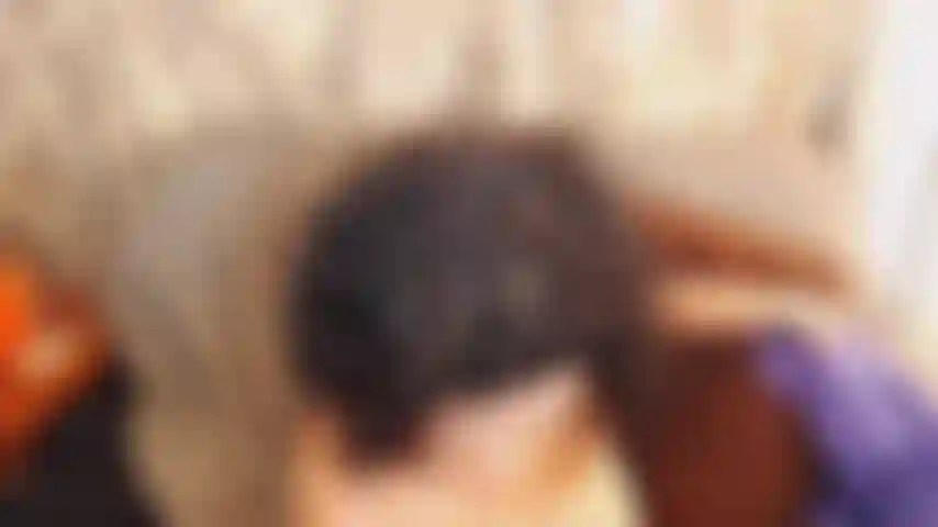 Feticcio di raso! Roleplay! Sono la tua vicina matura e sexy, che beve sempre il caffè con tua moglie. Mi ha parlato del tuo feticismo del raso e sono disposto a sedurti con il mio corpo satinato e splendido. Così sexy e lucente. E quel giovane cazzo duro, piccola:).