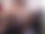 Cazzo di fumo! Semplicemente così, con indosso un corpo sexy a rete che alimenta, fuma e scopa. Divertente come diamine :).