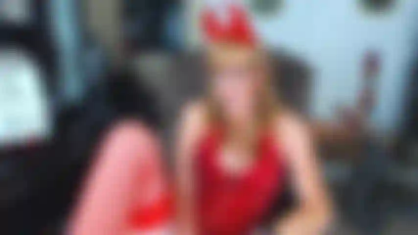 16. La matrigna lo vuole da dietro.