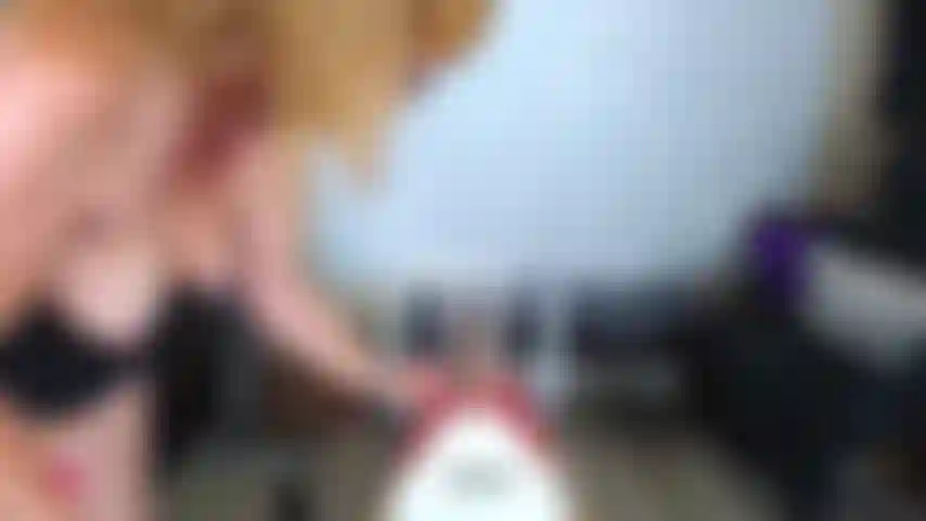 148. Tremore che cavalca con 4 orgasmi squirting.