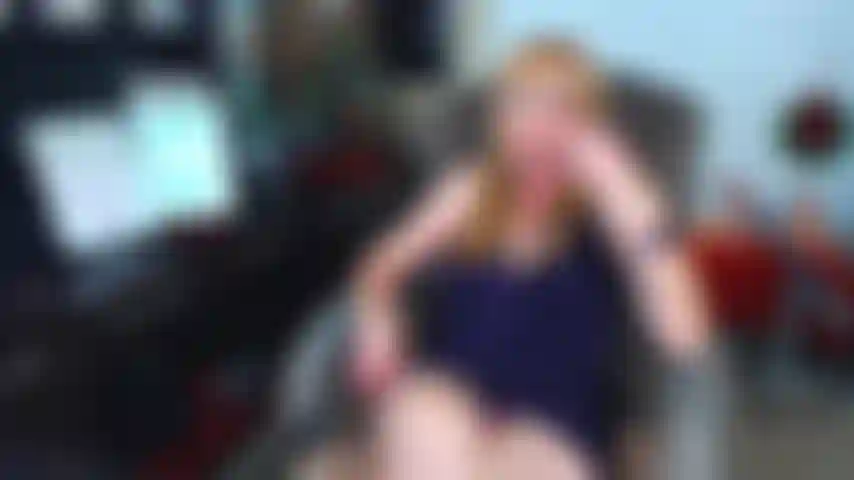 38. Roleplay - scopare l'amico di mio figlio.