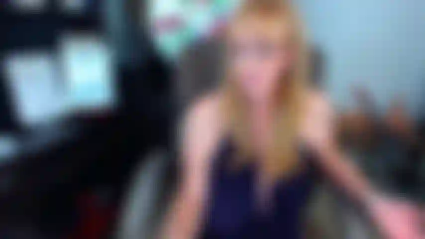 76. Devo scopare il capo di mio marito per mantenere il suo lavoro.