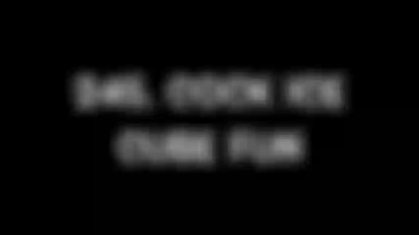 245. Il divertimento con il cubetto di ghiaccio del gallo.