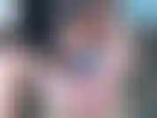 60. I piedi adorano con il gioco della figa con le dita.