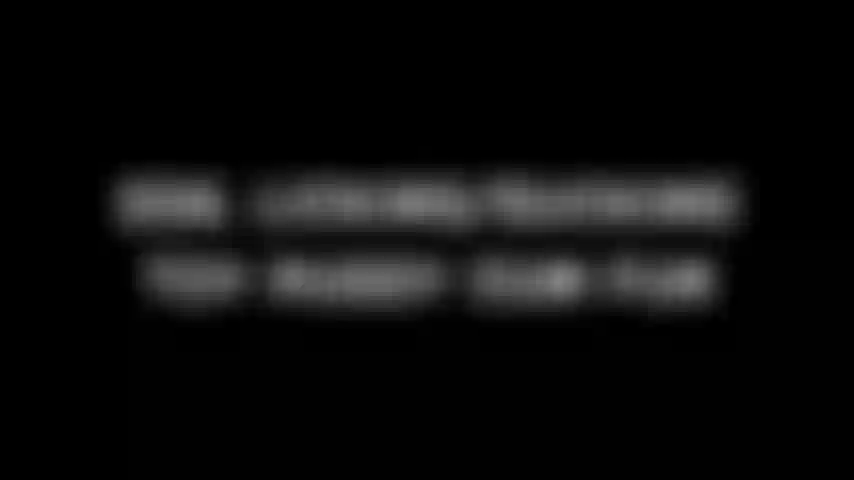 226. Leccare/succhiare la figa giocattolo e divertirsi.