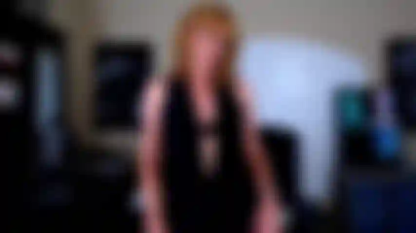 177. Guarda le mie tette.