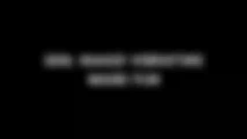 266. Divertente con la bacchetta vibrante nuda.