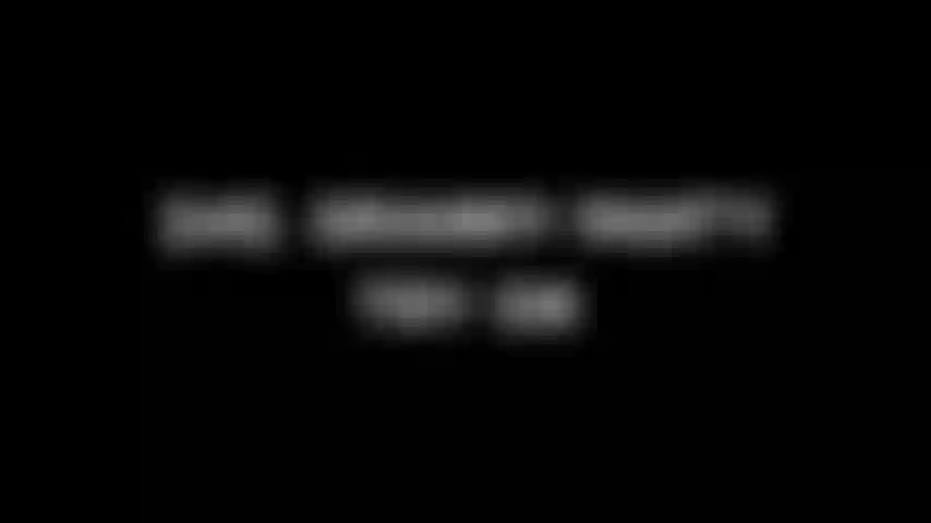 342. Nonna, provo le mutandine.