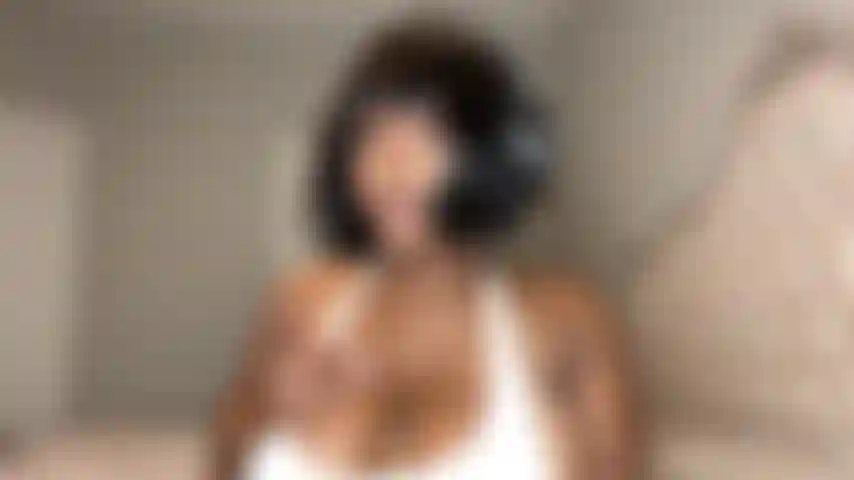 Una ragazza giocatrice d'azzardo.