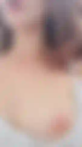 Si masturba in ufficio.